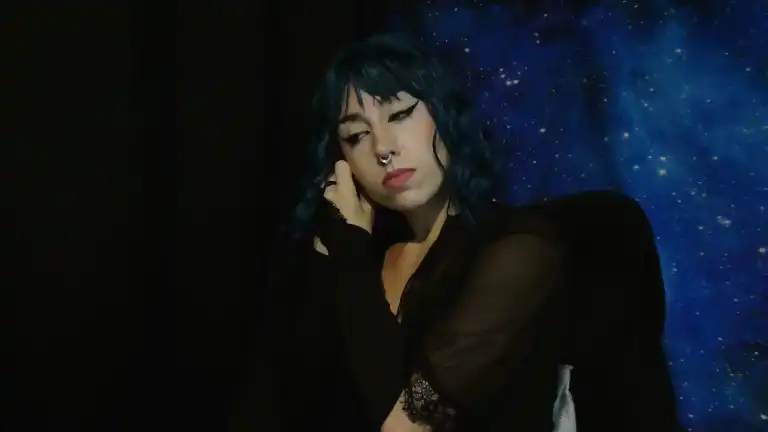 Missvikkiblue – Streamate Recorded Sex Show – 2025-01-17 19:34:24