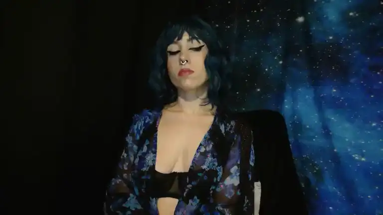 Missvikkiblue – Streamate Recorded Sex Show – 2025-05-19 10:39:19