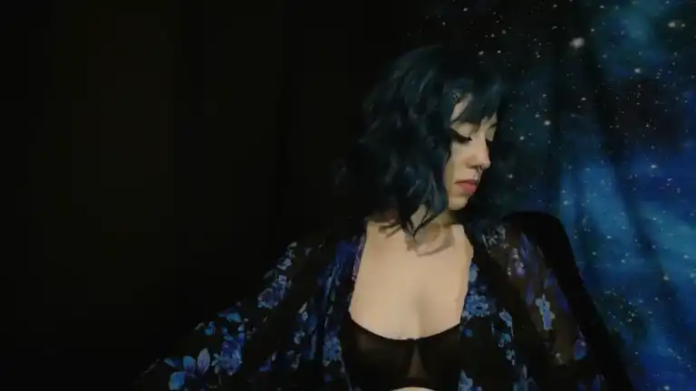 Missvikkiblue – Streamate Recorded Sex Show – 2025-11-04 03:06:56