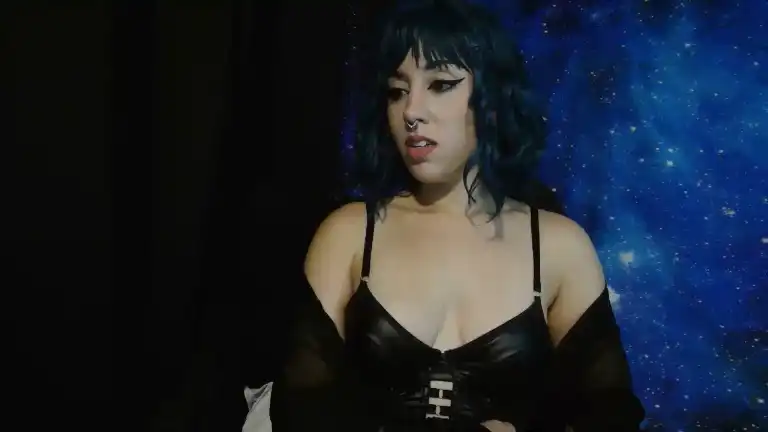 Missvikkiblue – Streamate Recorded Sex Show – 2025-04-19 05:37:02
