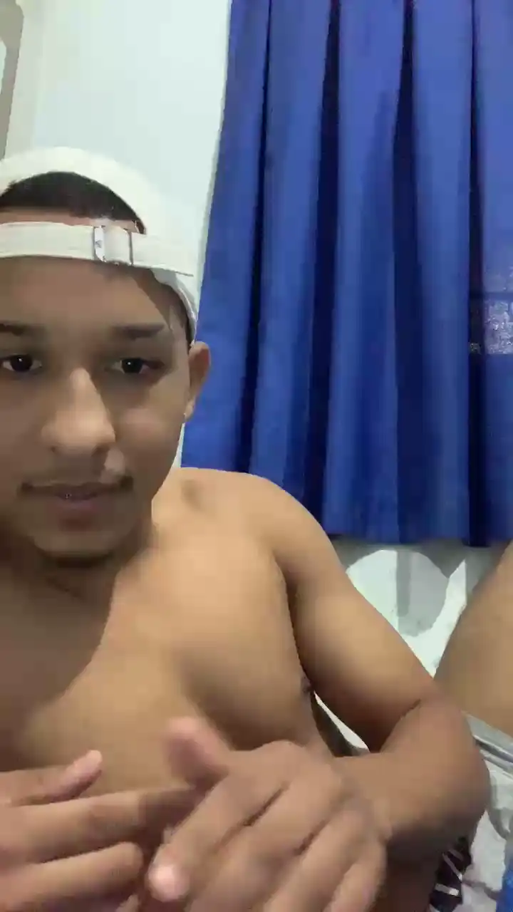 Ric23_ – Cam4 Recorded Sex Show – 2025-06-11 04:27:21