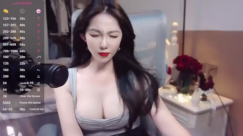 Vyizh- – Stripchat Recorded Sex Show – 2025-08-26 02:34:54
