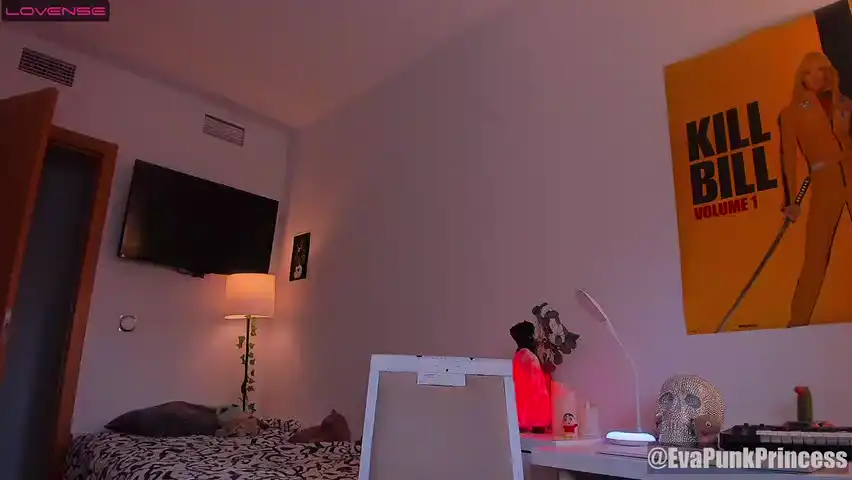 Evapunkprincess – Amateur.tv Recorded Sex Show – 2025-10-22 09:42:26