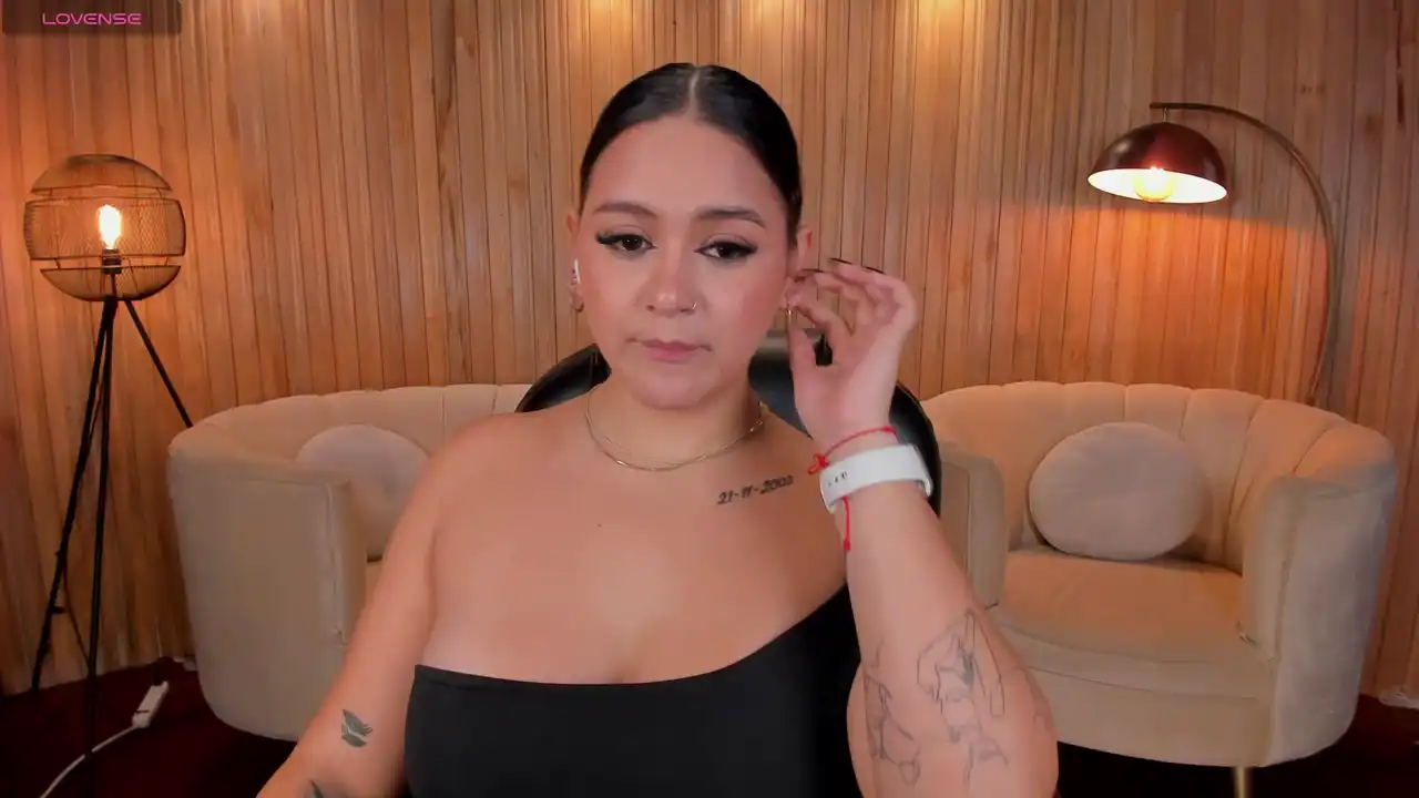Toricrossx – Stripchat Recorded Sex Show – 2025-04-01 05:20:15