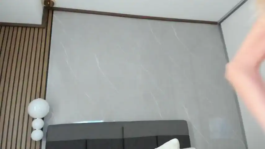 Saradimond – Bongacams Recorded Sex Show – 2025-05-18 03:09:01