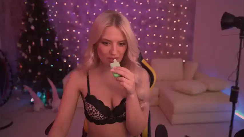 Anabel054 – Chaturbate Recorded Sex Show – 2025-10-18 01:10:36