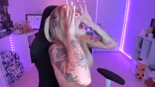 Emilytokes – Myfreecams Recorded Sex Show – 2025-01-13 19:02:37