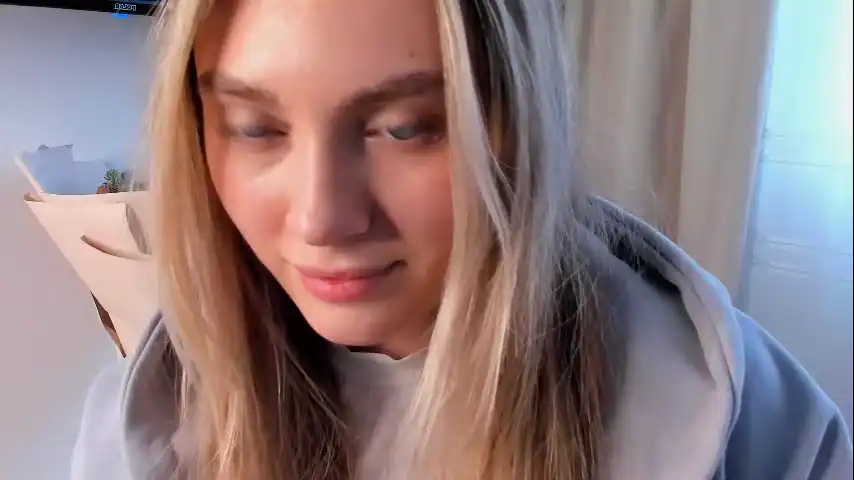 Esmahastey – Chaturbate Recorded Sex Show – 2025-05-11 03:31:37